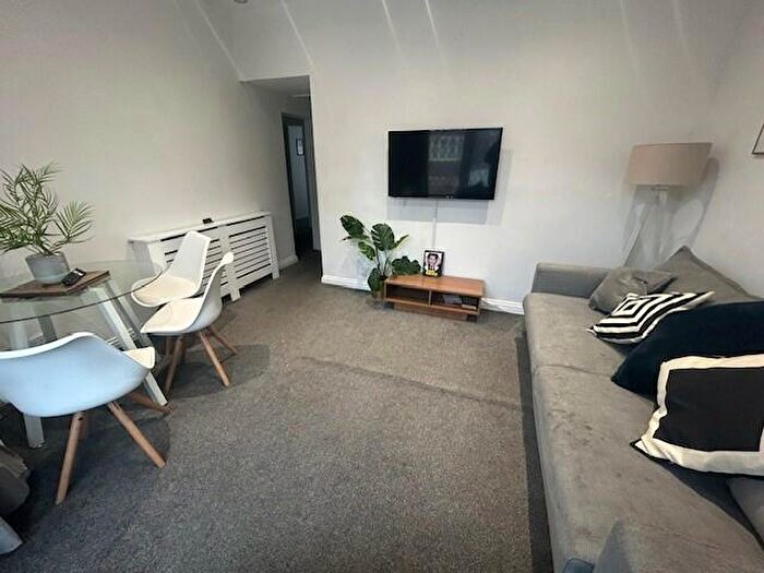 2 Bedroom Flat To Rent In Reads Avenue, Blackpool, FY1