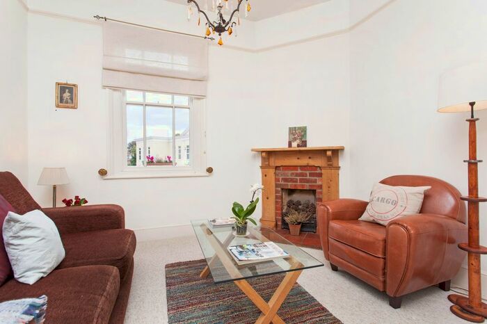 1 Bedroom Flat To Rent In Worthy Lane, Winchester SO23