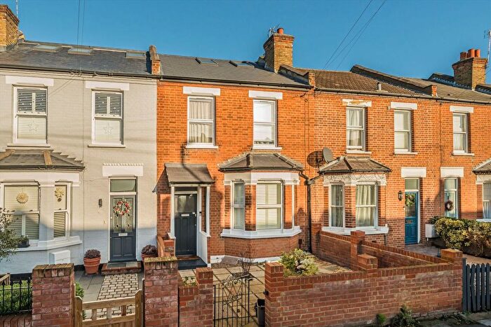 3 Bedroom Terraced House For Sale In Thornhill Road, Surbiton, KT6