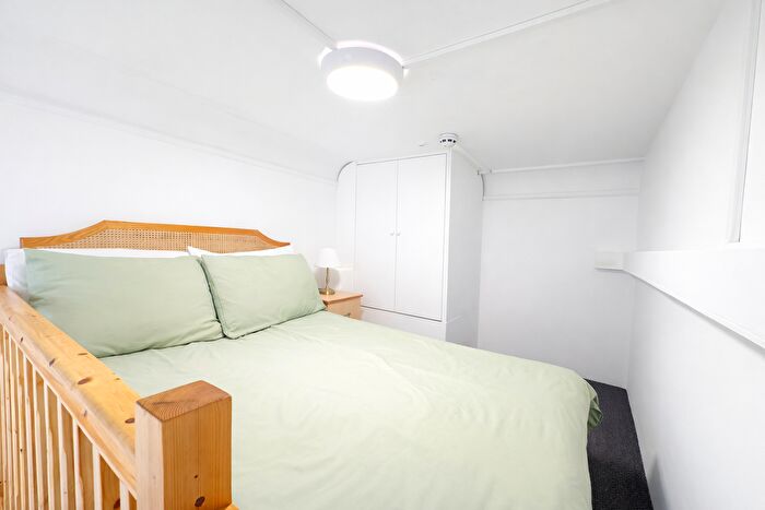 Studio To Rent In Cromwell Road, London, SW7