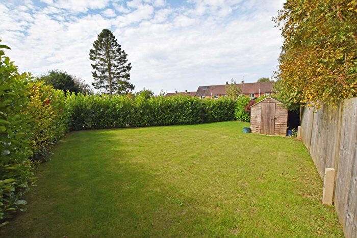 2 Bedroom Apartment For Sale In Winchester Road, Four Marks, Alton, Hampshire, GU34