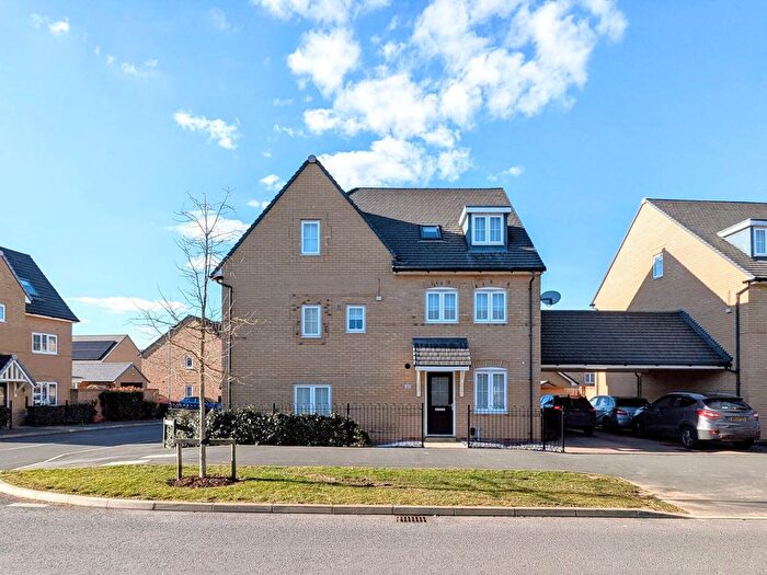 3 Bedroom Semi-Detached House For Sale In Gumcester Way, Godmanchester, PE29