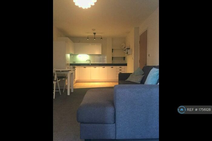 2 Bedroom Flat To Rent In Upper Marshall Street, Birmingham, B1