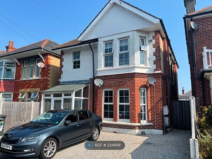 4 Bedroom Maisonette To Rent In Fitzharris Avenue, Bournemouth, BH9