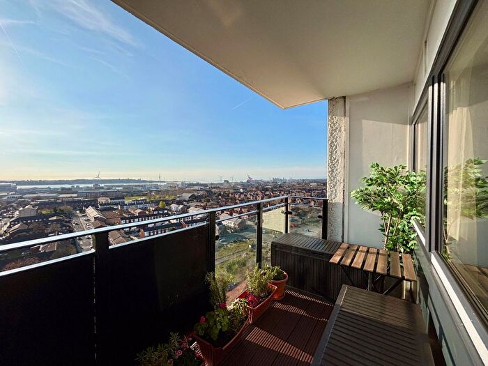 3 Bedroom Flat For Sale In Jason Street, Liverpool, Merseyside, L5
