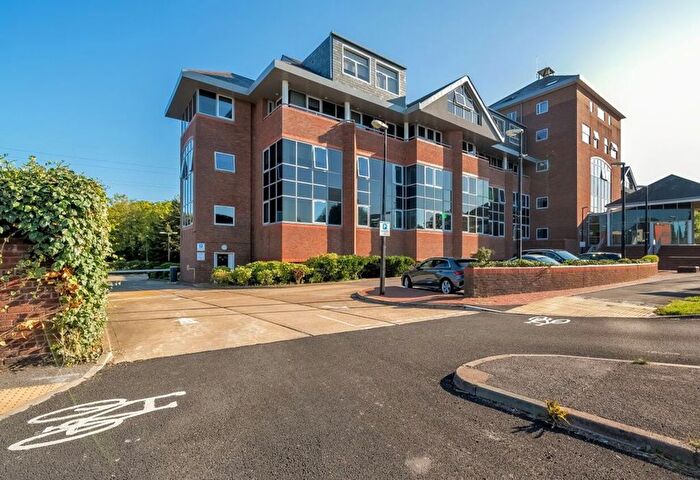 1 Bedroom Flat To Rent In Liongate House, Guildford, GU1