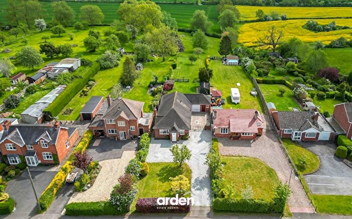 3 Bedroom Property For Sale In Evesham Road, Astwood Bank, B96