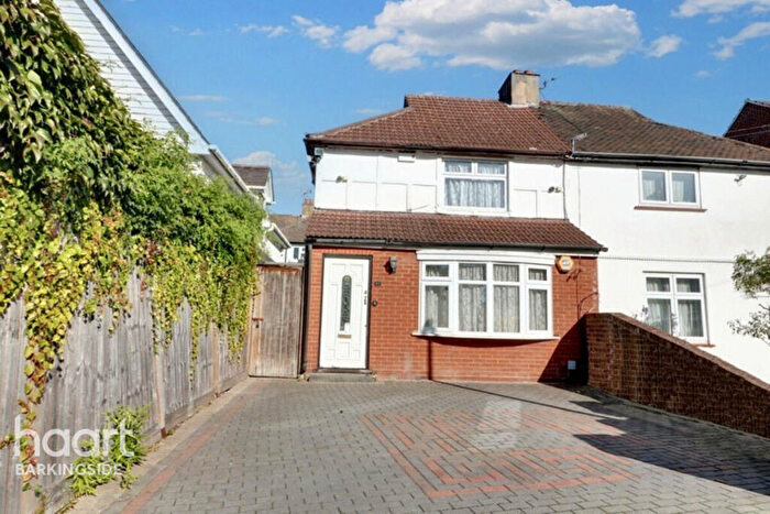 3 Bedroom Semi-Detached House For Sale In Forest Avenue, Chigwell, IG7