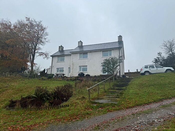 3 Bedroom Farm For Sale In Tynreithyn, Tregaron, SY25