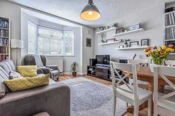 2 Bedroom Flat To Rent In Vine House, , Armoury Way, Wandsworth, SW18