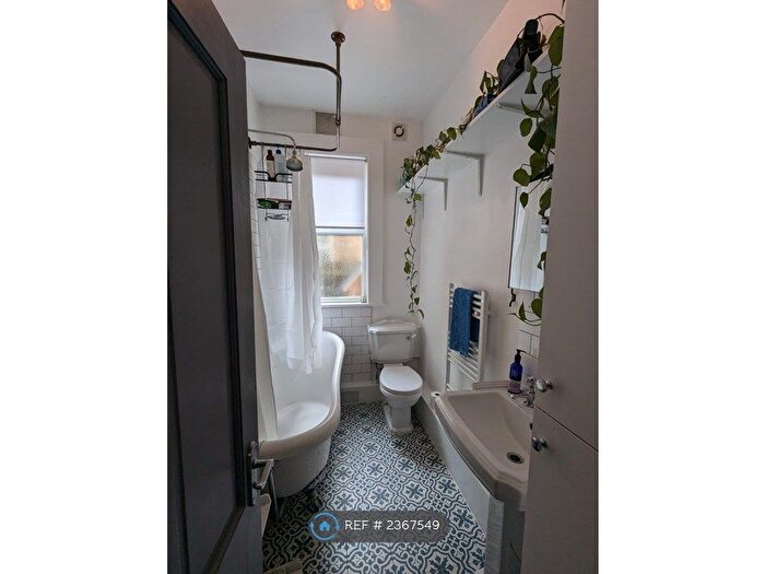 1 Bedroom Flat To Rent In Norwich Road, London, E7