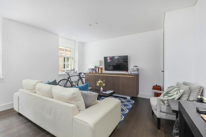 1 Bedroom Flat To Rent In Pink Mews, Dyers Building, EC1N