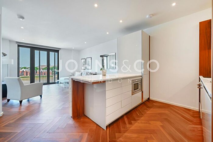 1 Bedroom Flat For Sale In Ambassador Building, Embassy Gardens, Nine Elms, SW8
