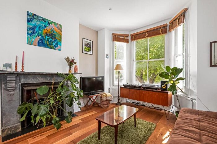 1 Bedroom Apartment For Sale In Dulwich Road, Herne Hill, SE24