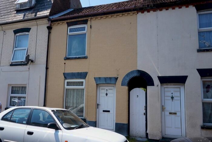 2 Bedroom Terraced House To Rent In Silkmill Road, Great Yarmouth, Norfolk, NR30