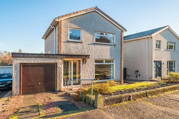 3 Bedroom Detached House For Sale In Clydevale, Bothwell, G71