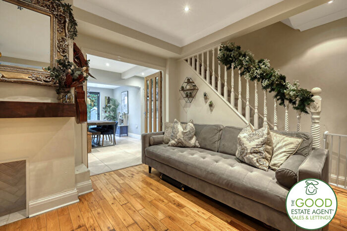 3 Bedroom Terraced House For Sale In Rochford Green, Loughton, IG10