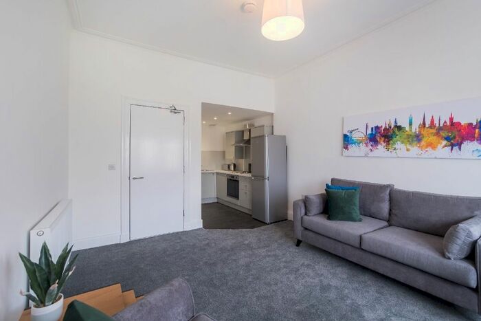 1 Bedroom Flat To Rent In Thornwood Avenue, West End, Glasgow, G11