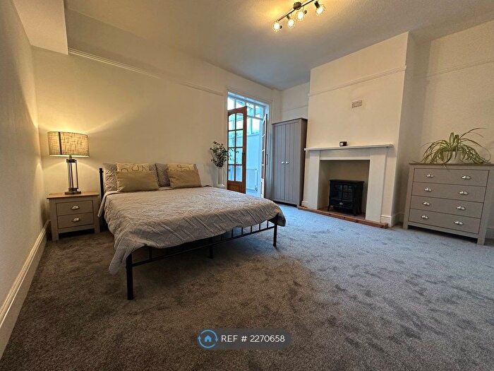 Studio To Rent In Cowley Street, Derby, DE1