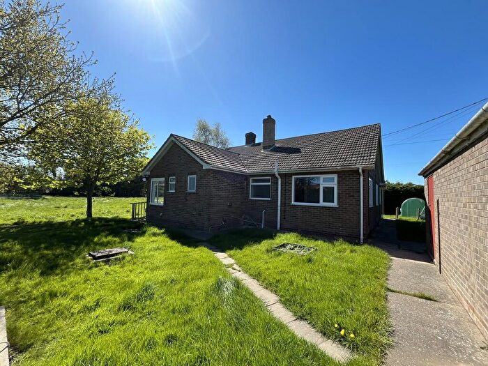 3 Bedroom Detached Bungalow To Rent In Midville Lane, Stickney, Boston., PE22