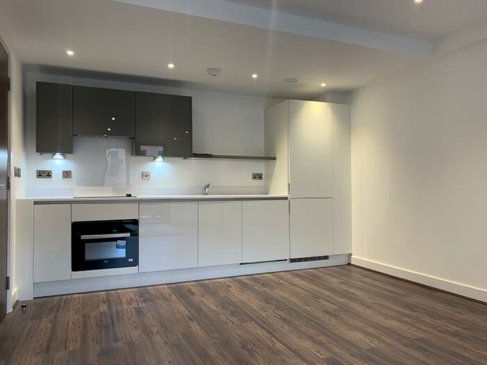 2 Bedroom Apartment To Rent In Camden House, Pope Street, Birmingham, B1