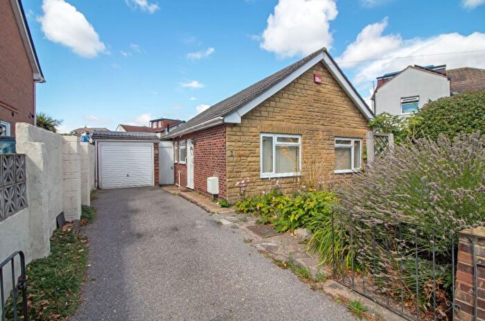 2 Bedroom Detached Bungalow For Sale In Meyrick Road, Bedhampton, PO9
