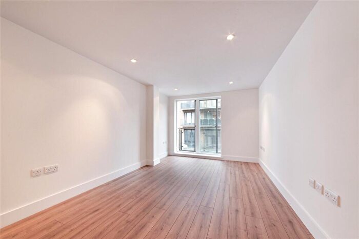 1 Bedroom Apartment To Rent In Caspian Wharf, Yeo Street, London, E3