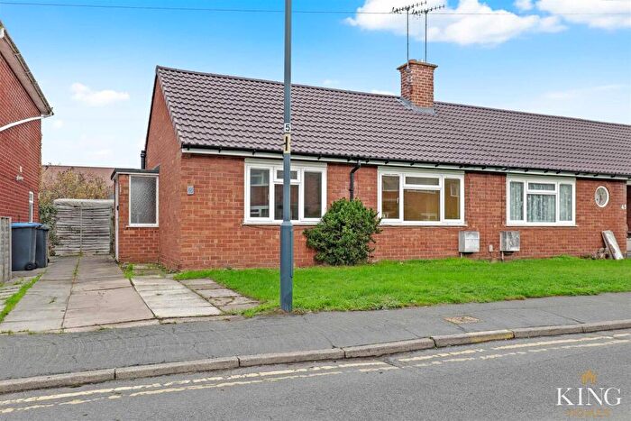1 Bedroom Bungalow For Sale In New Street, Tiddington, Stratford-Upon-Avon, CV37