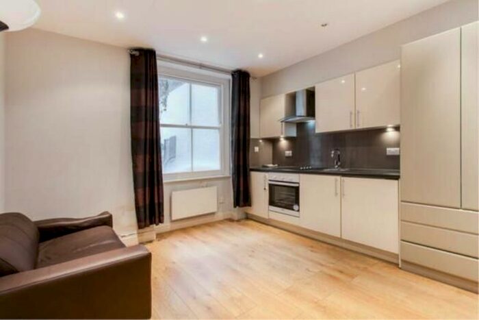 Studio To Rent In Collingham Place, London, SW5