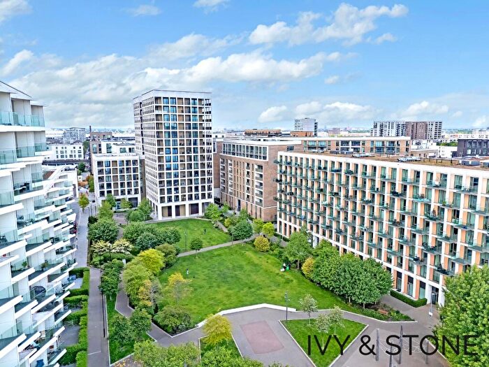 3 Bedroom Apartment For Sale In Schooner Road, London, Greater London, E16