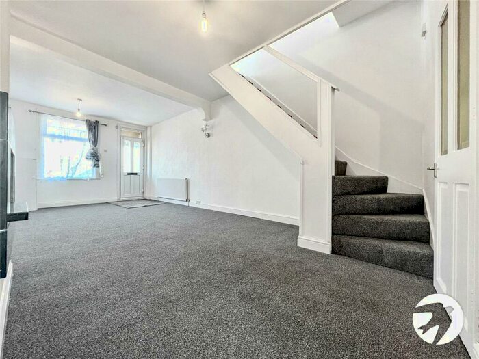 3 Bedroom Terraced House To Rent In St. Vincents Road, Dartford, Kent, DA1