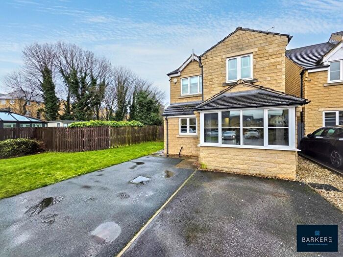 3 Bedroom Detached House For Sale In Lumb Hall Way, Drighlington, BD11