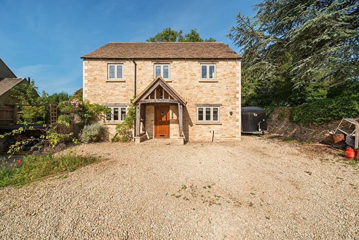 3 Bedroom Detached House To Rent In Silver Street, South Cerney, GL7