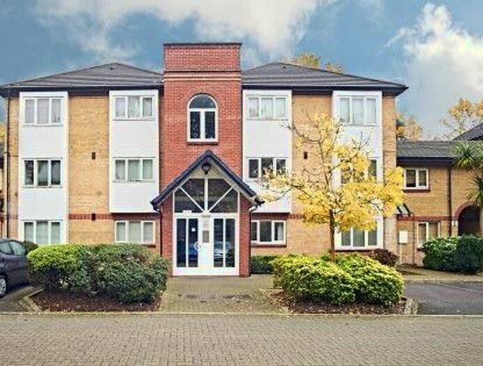 1 Bedroom Flat To Rent In Heathcote Road, Twickenham, TW1