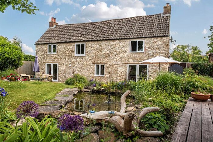 3 Bedroom Detached House For Sale In Park Lane, Sutton Benger, Chippenham, SN15