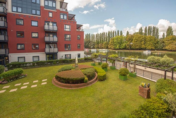 2 Bedroom Apartment To Rent In Wadbrook Street Kingston Upon Thames, KT1