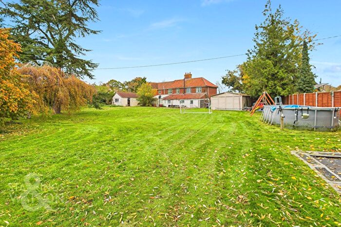 6 Bedroom Detached House For Sale In Langley Green, Langley, Norwich, NR14