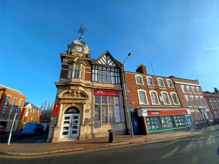 2 Bedroom Apartment To Rent In Midland Drive, Sutton Coldfield, West Midlands, B72