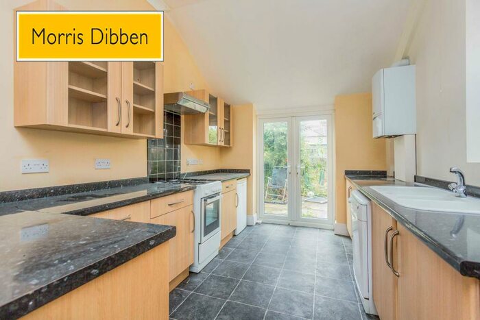 5 Bedroom House To Rent In Manners Road, Southsea *Video Tour Available*, PO4