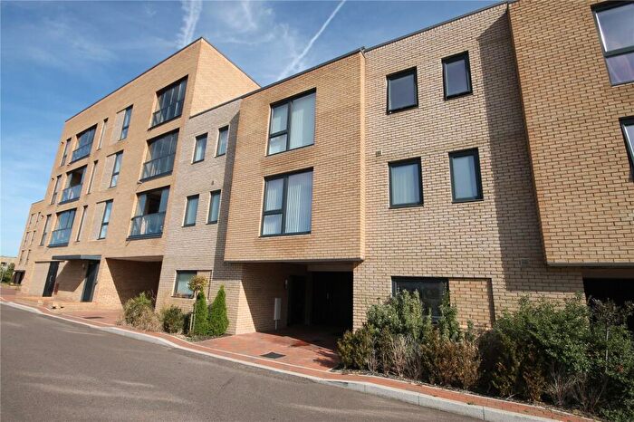 3 Bedroom Terraced House To Rent In Ellis Road, Trumpington, Cambridge, CB2