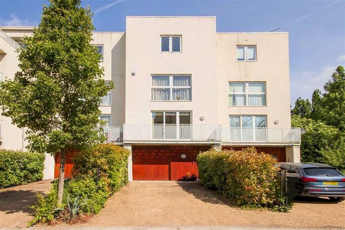 5 Bedroom Property To Rent In Woodman Mews, Kew, Richmond, TW9