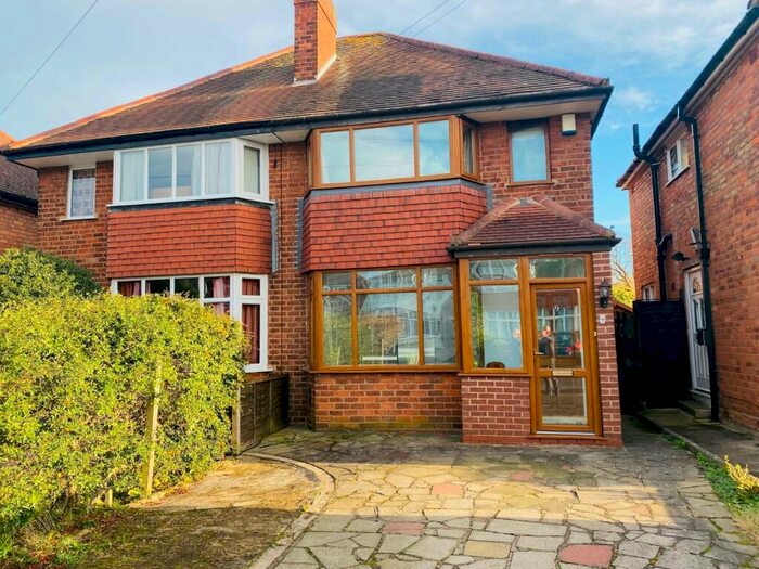 2 Bedroom Semi-Detached House To Rent In Orchard Avenue, Solihull, West Midlands, B91