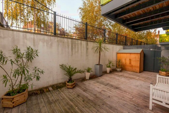 2 Bedroom Flat To Rent In Printworks Apartments, Brixton, London, SE5