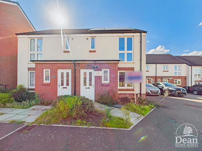 2 Bedroom Semi-detached House For Sale In Woodpecker Close, Lydney, GL15
