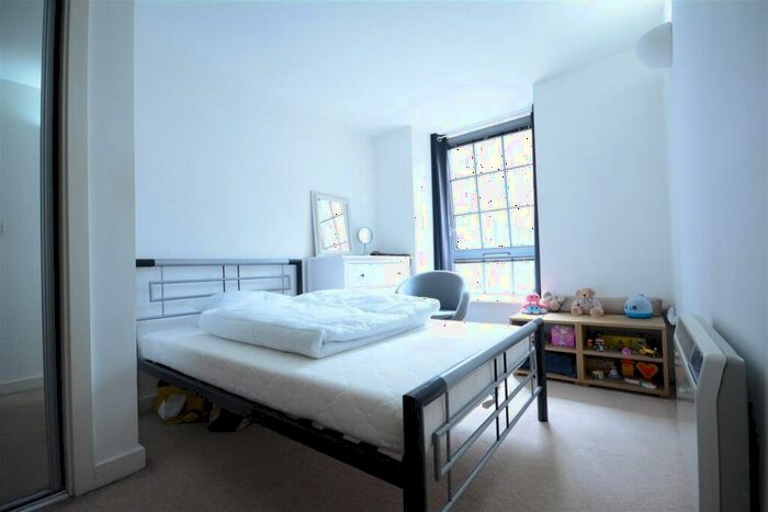 2 Bedroom Apartment For Sale In The Hicking Building, Queens Road, NG2