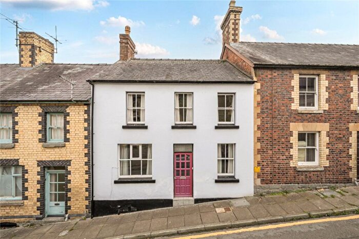 3 Bedroom Terraced House For Sale In Norton Street, Knighton, Powys, LD7