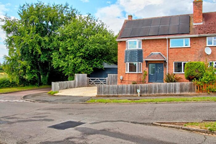 4 Bedroom Semi-Detached House For Sale In Hall Close, Stoneleigh, Coventry, Warwickshire, CV8