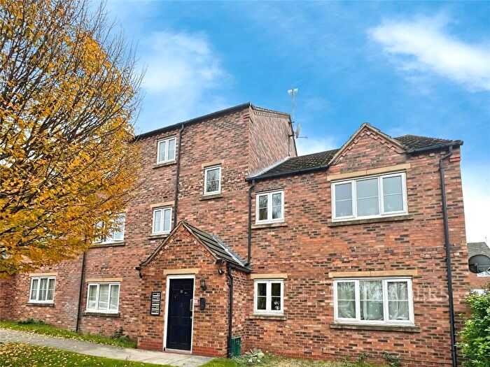 2 Bedroom Flat To Rent In Kidger Close, Shepshed, Loughborough, LE12