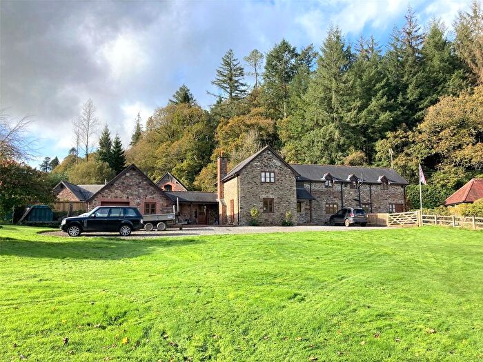 4 Bedroom Detached House To Rent In Dulverton, Somers, TA22