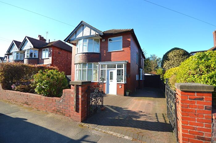 5 Bedroom Detached House For Sale In Parsonage Road, Stockport, SK4